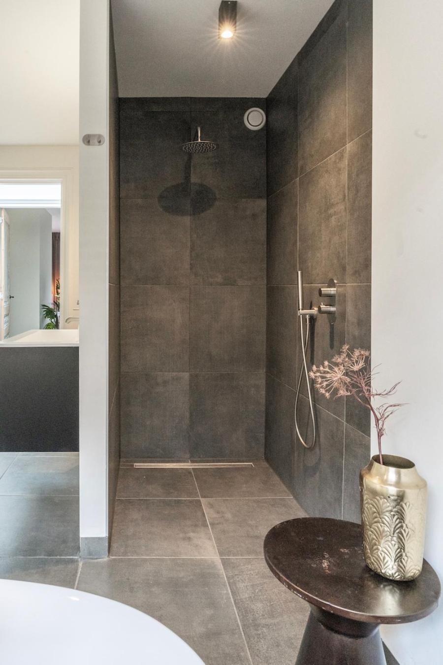 Xxl Loft With Bath Located Stadsvilla 提耳堡 外观 照片