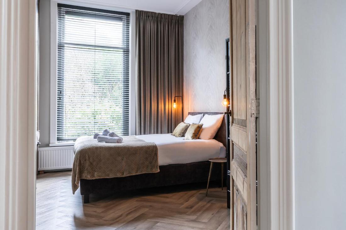 Xxl Loft With Bath Located Stadsvilla 提耳堡 外观 照片